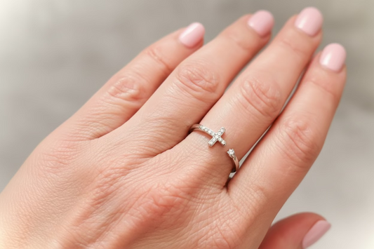Anello croce - Unalome Gioielli