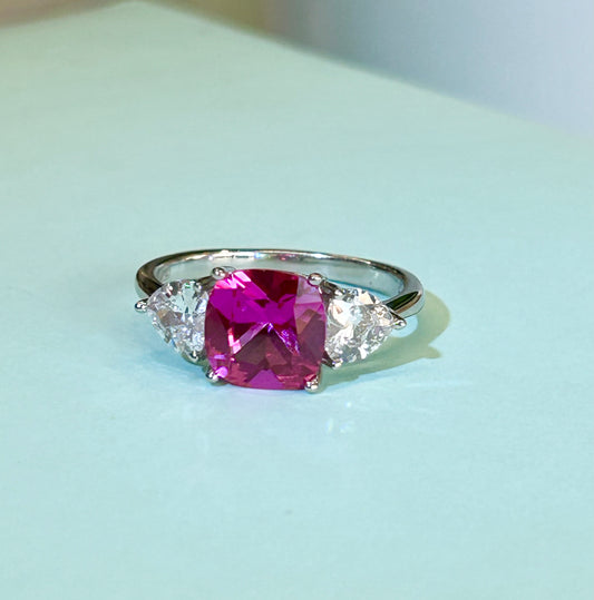 Anello solitario Rubino