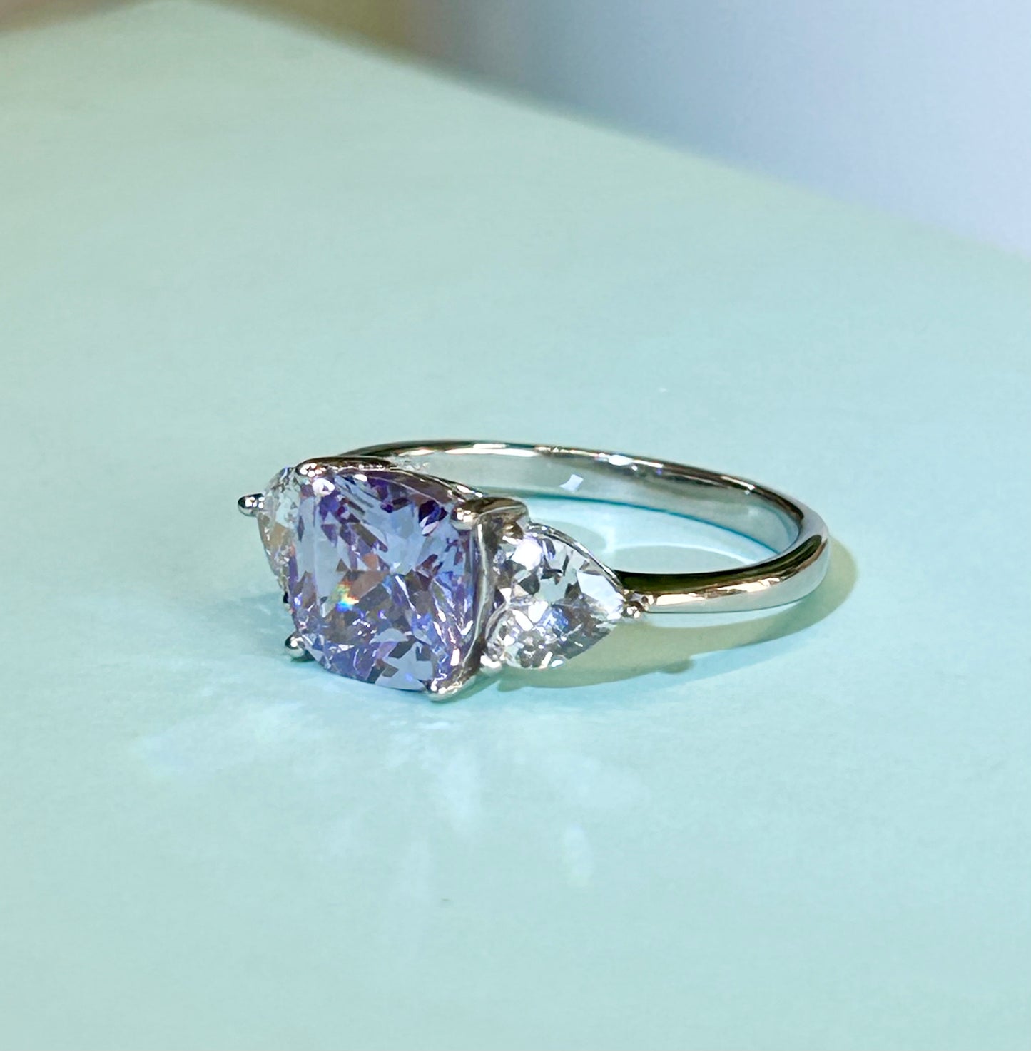 Anello solitario Glicine